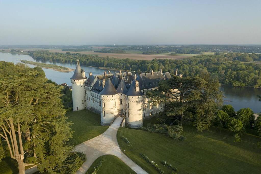 Amalouyse Chambre De Charme Au Coeur Des Chateaux De La Loire مونتلويس سور لوار المظهر الخارجي الصورة