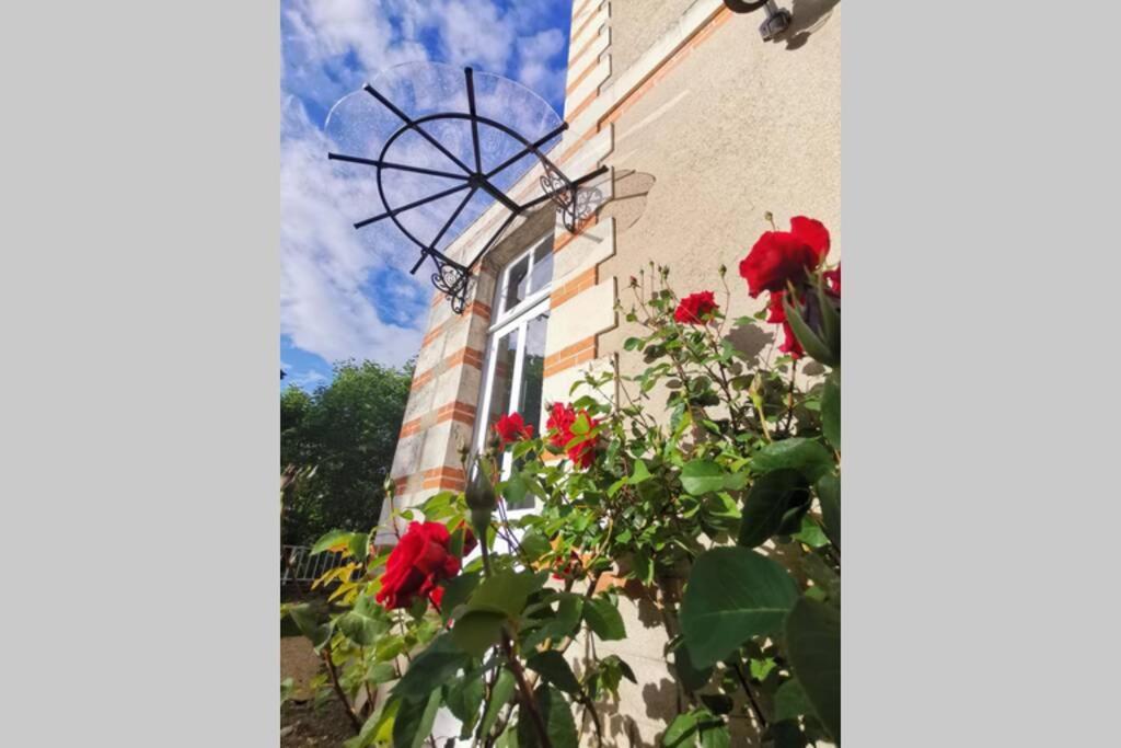Amalouyse Chambre De Charme Au Coeur Des Chateaux De La Loire مونتلويس سور لوار المظهر الخارجي الصورة